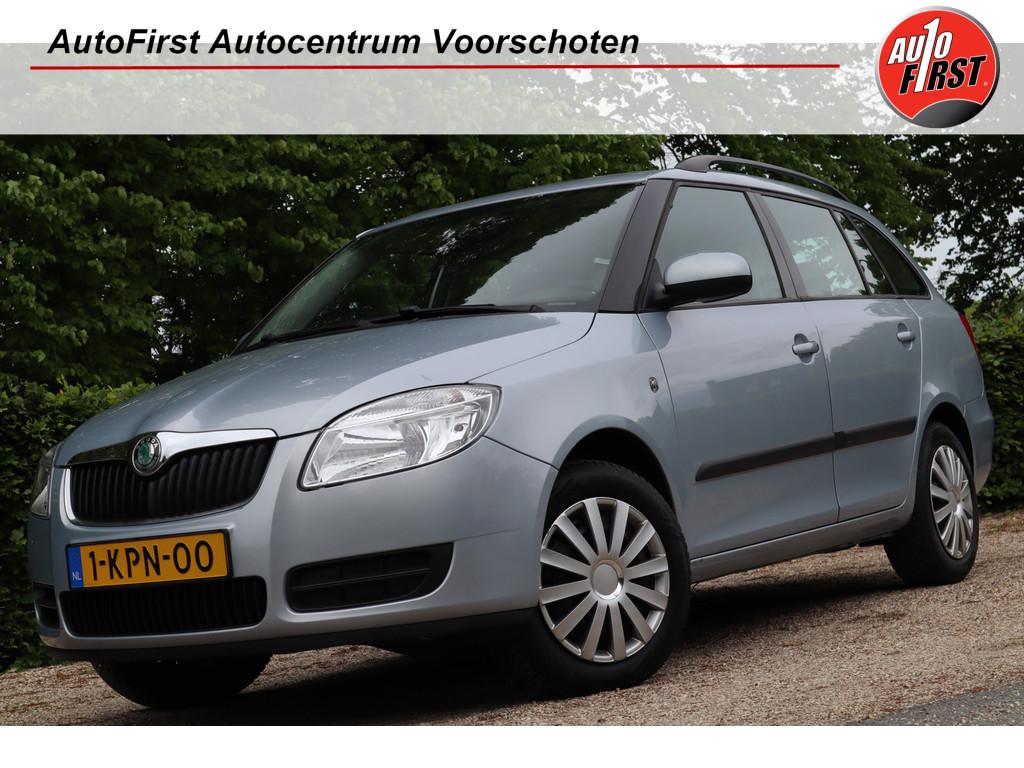 Skoda Fabia Combi 1.4-16V Ambition Business Line | Airco | T, Voorwielaandrijving, 4 cilinders, Blauw, 1000 kg