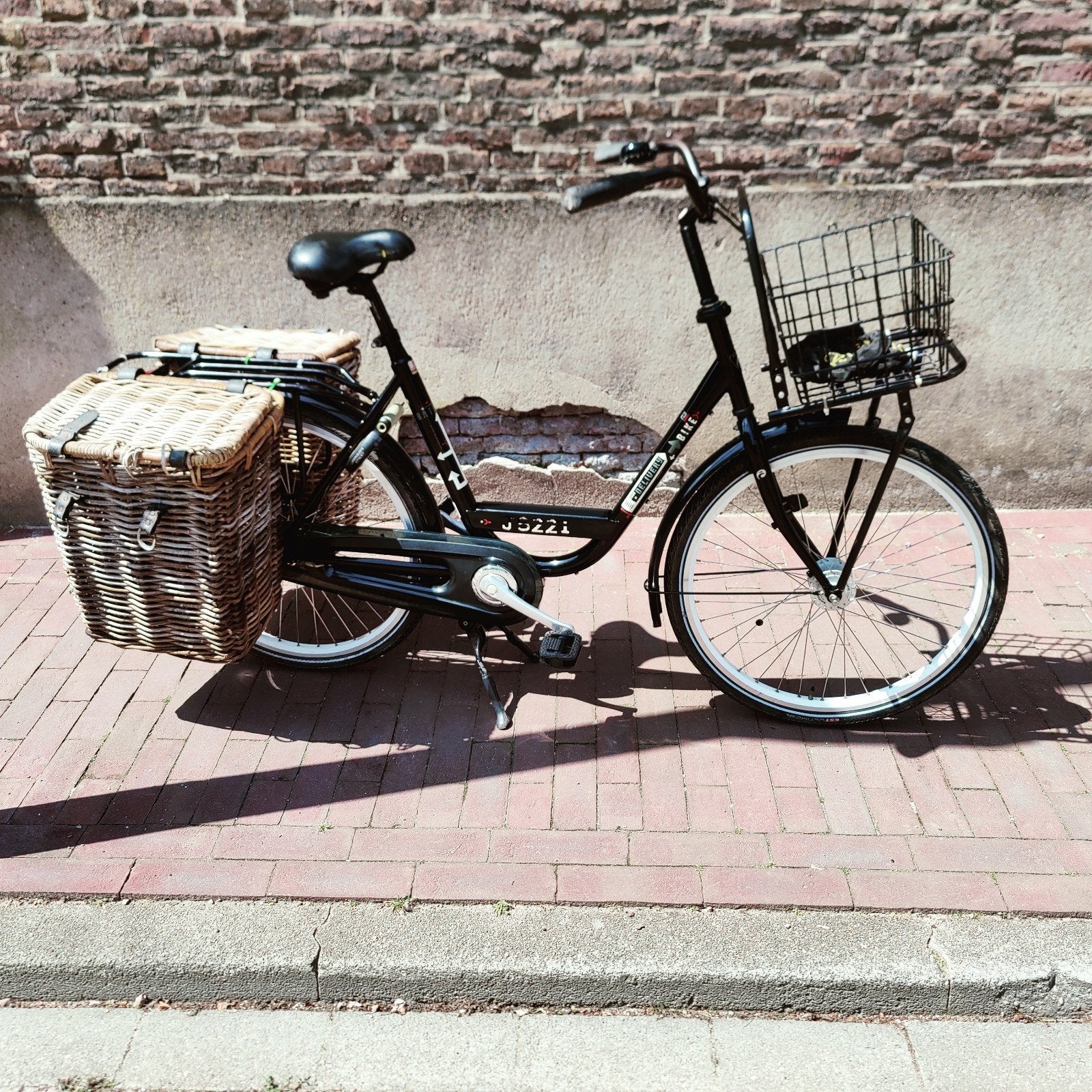 Batavus Delivery Bike met Manden - Ideaal voor Transport, Ophalen, Gebruikt, Terugtraprem, Batavus