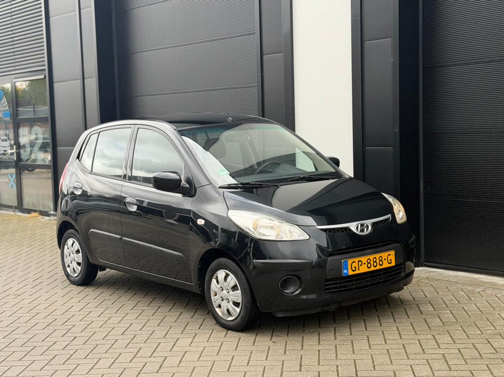 Hyundai i10 1.1 I 5DR 2009 Zwart Airco, Auto's, Hyundai, Voorwielaandrijving, 31 €/maand, 4 cilinders, 400 kg