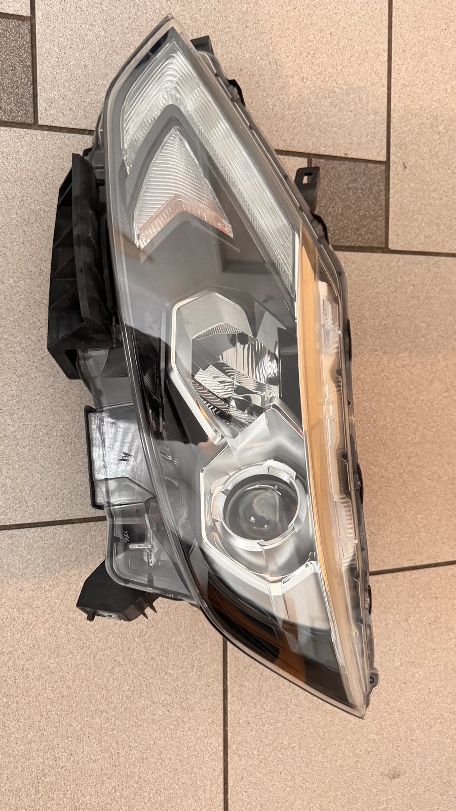 Koplamp  nissan quasquai 2017 code 100-18015, Ophalen of Verzenden, Nieuw, Nissan