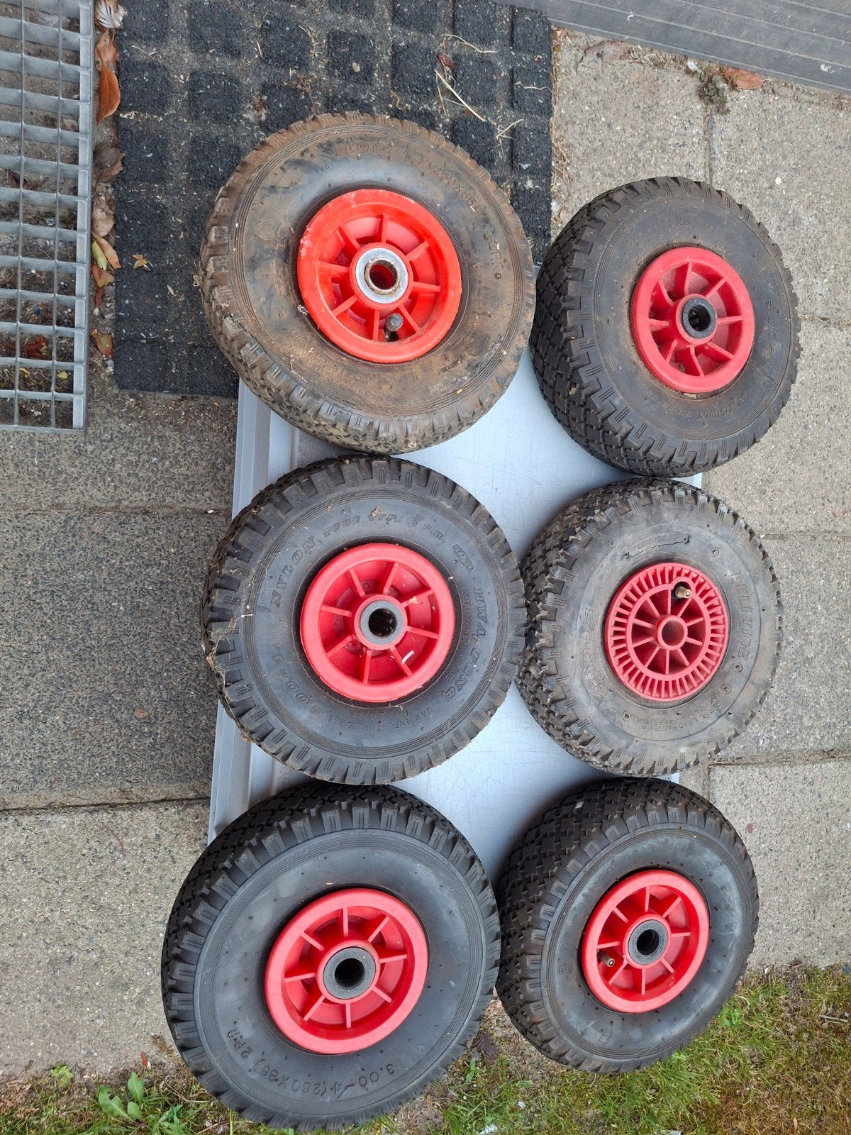 Set van 6 glwielen met rode velgen 4 nieuer, Ophalen of Verzenden, Nieuw