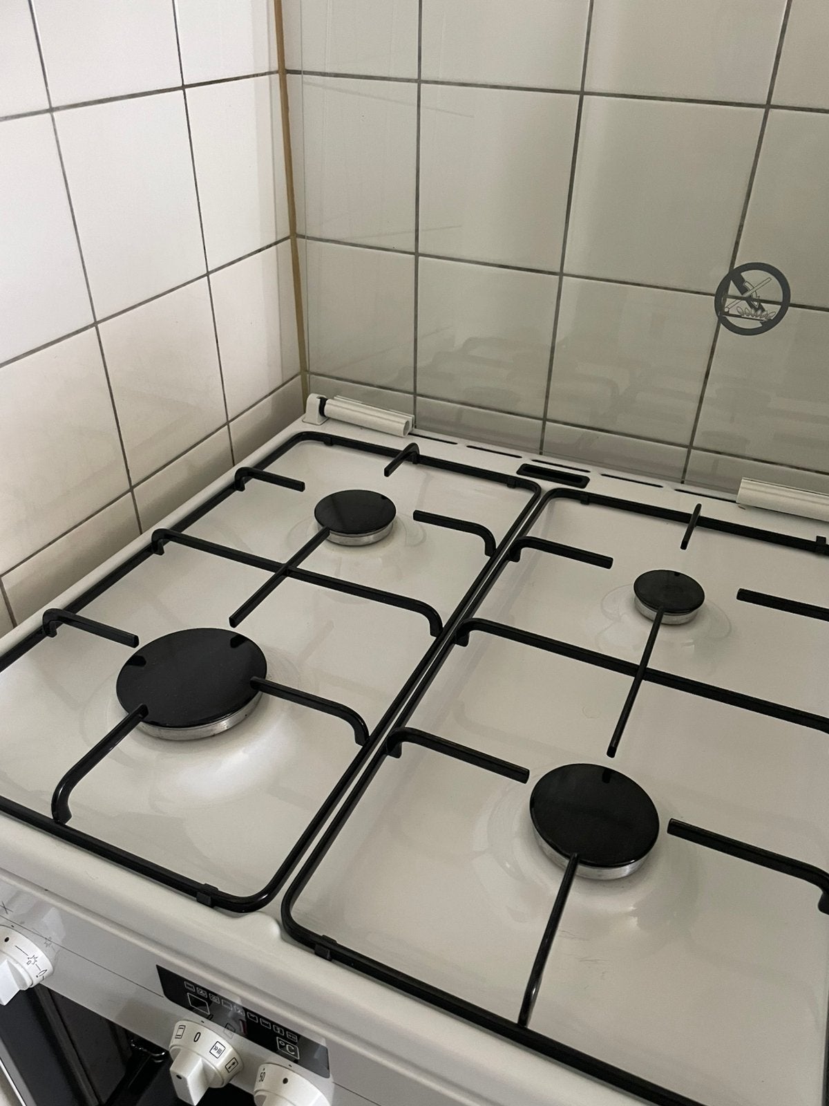 Gas fornuizen, Witgoed en Apparatuur, Fornuizen, Zo goed als nieuw, Gas, Vrijstaand, 85 tot 90 cm