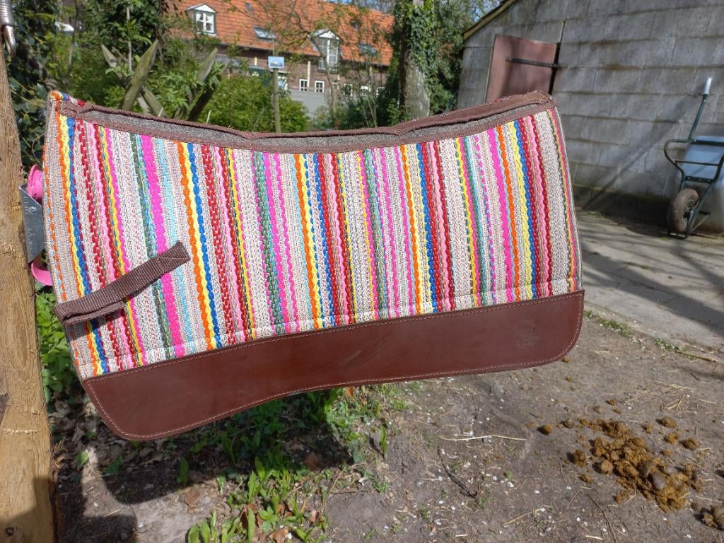 Edix 8 pocket westernpad maat M, Dieren en Toebehoren, Paarden en Pony's | Dekens en Dekjes, Ophalen, Ruggengraat vrij, Overige typen