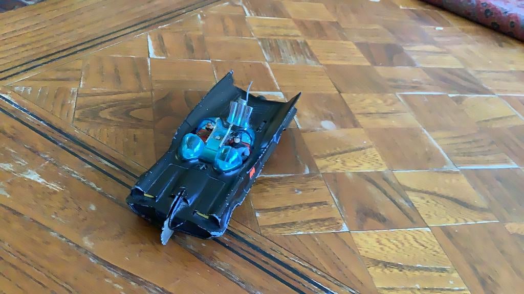 Batmobile, Hobby en Vrije tijd, Modelauto's | 1:50, Ophalen of Verzenden, Zo goed als nieuw, Bus of Vrachtwagen