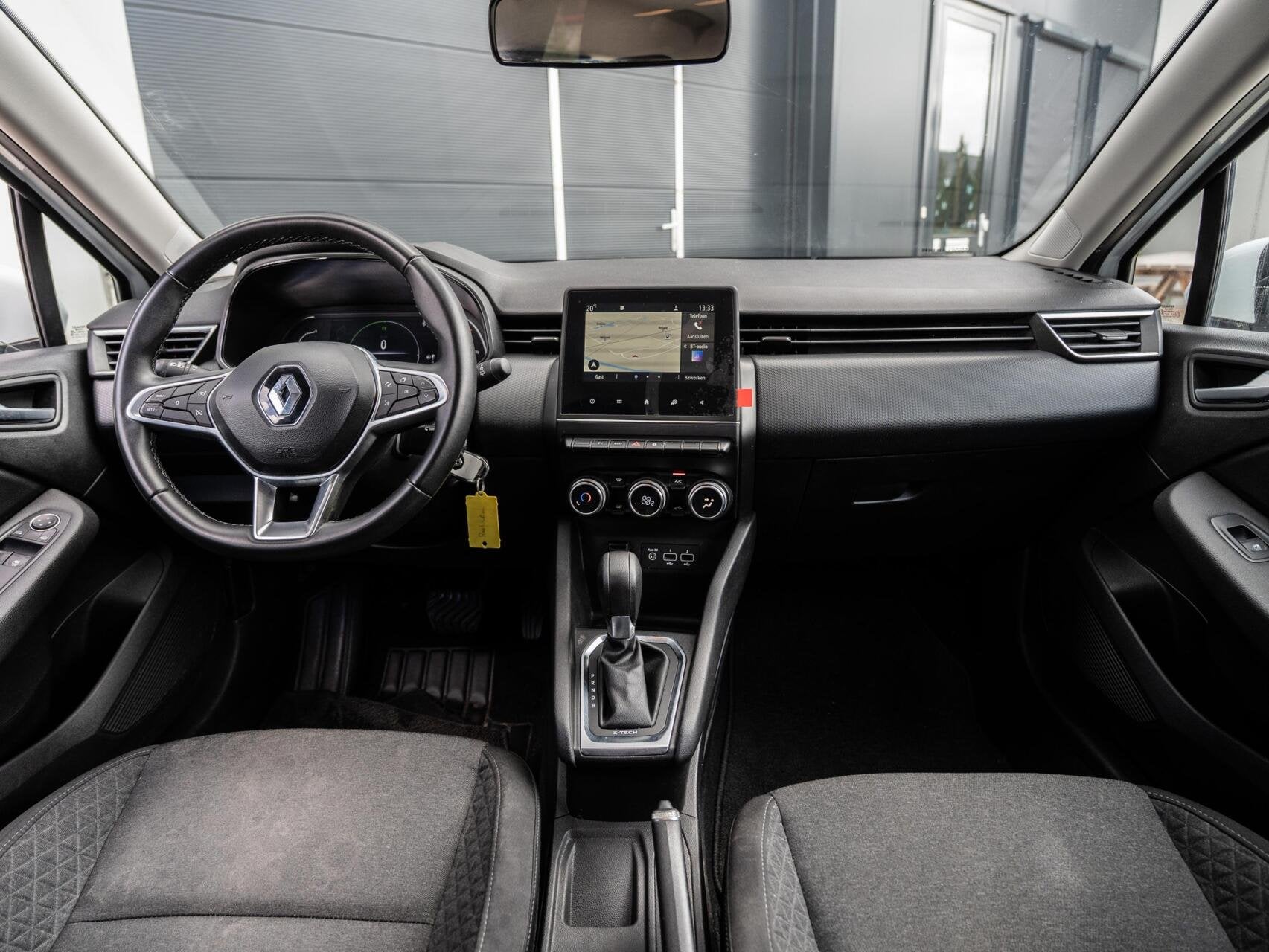 Renault Clio 1.6 E-Tech Hybrid 140 Sensoren|Airco|Garantie!, Auto's, Stof, Zwart, 4 cilinders, Verwarmde buitenspiegels