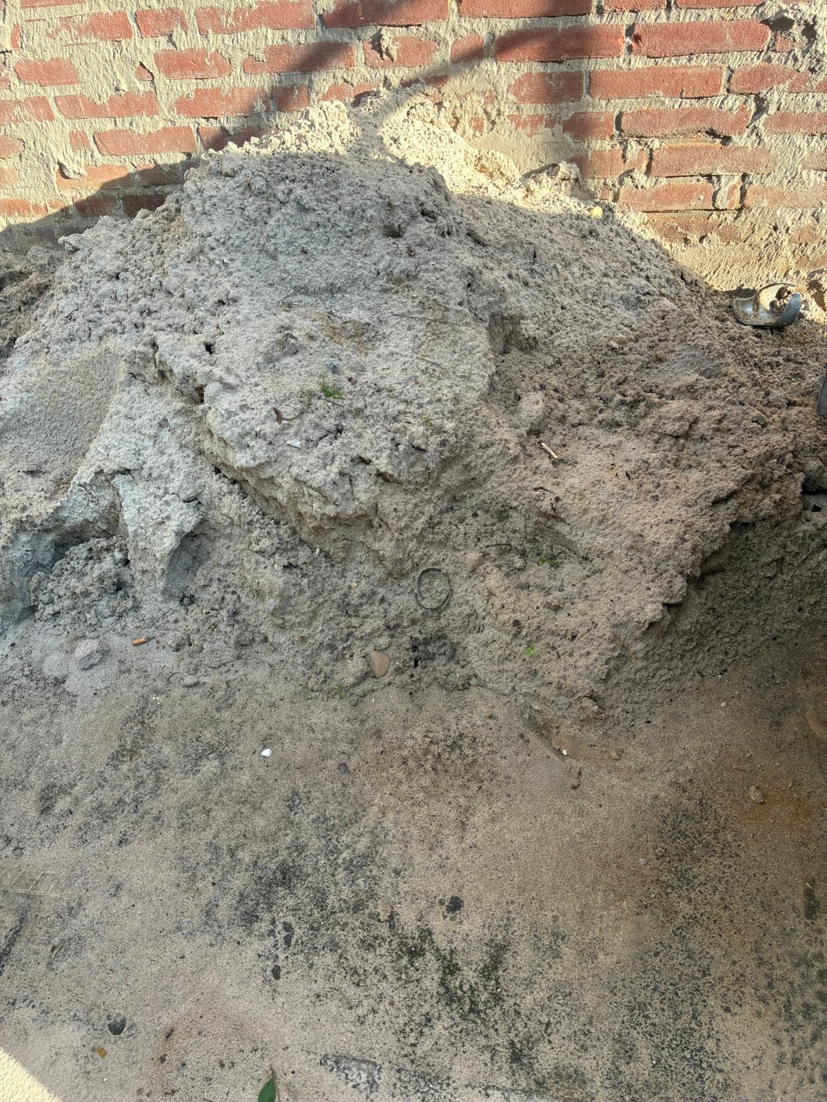 Gratis Geel zand, Tuin en Terras, Ophalen, Zo goed als nieuw, Ophoogzand
