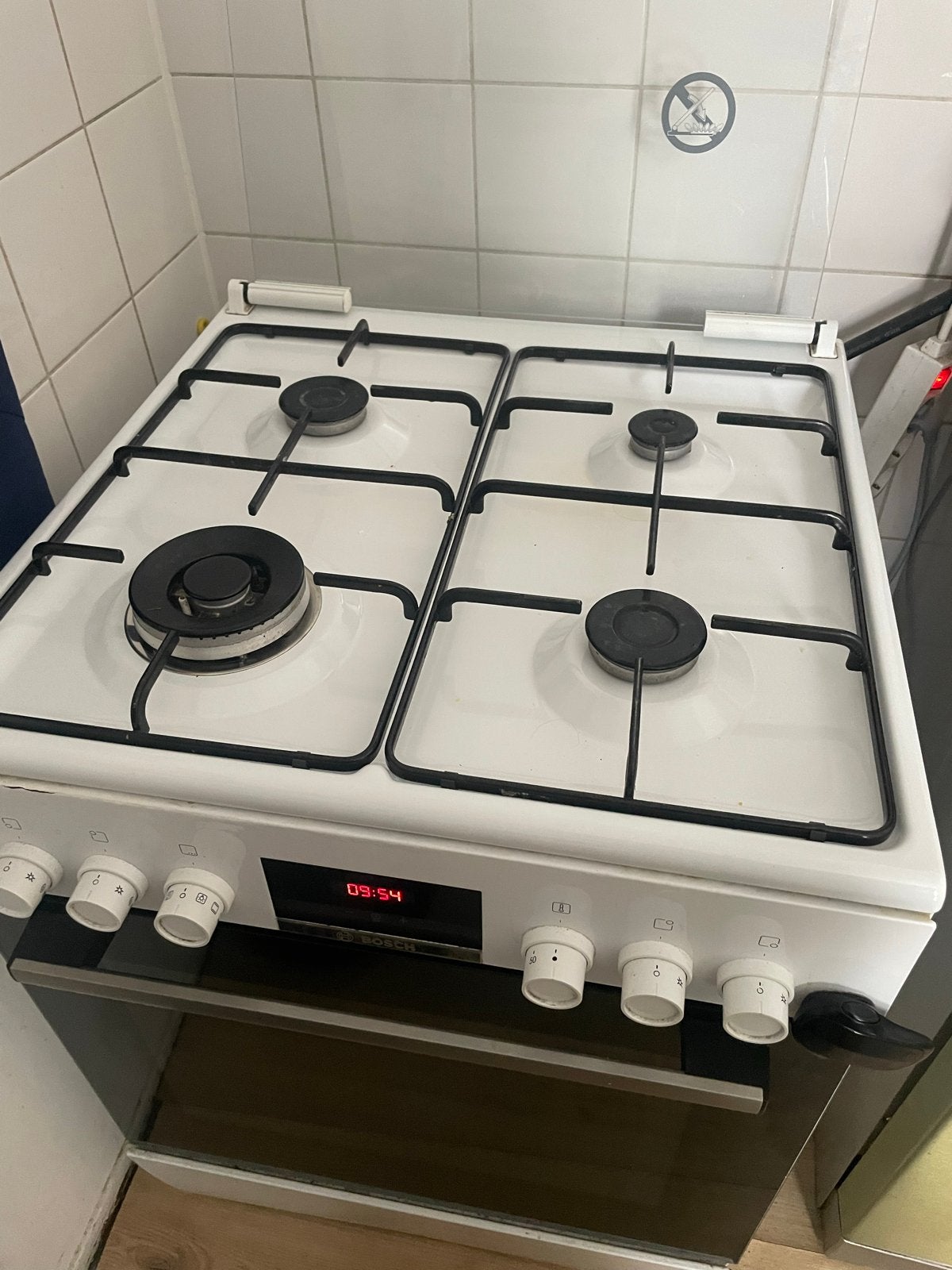 BOSCH gasfornuis HXN391H20N met oven, Witgoed en Apparatuur, Fornuizen, Ophalen, Gebruikt, Hete lucht, 4 kookzones