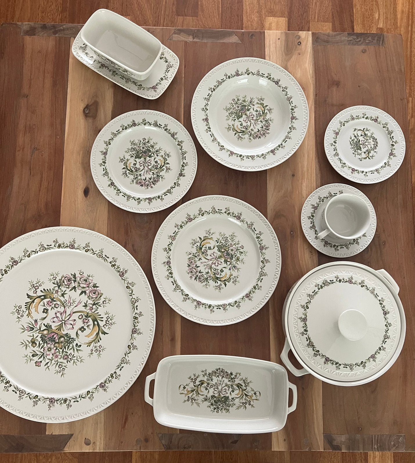 Compleet Villeroy & Boch servies, Ophalen