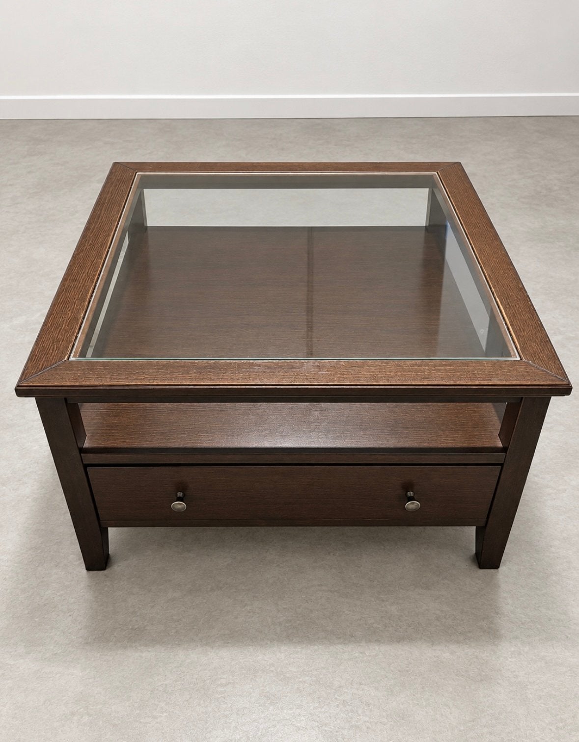 Salontafel met glazen blad en lade - Donkerbruin, Huis en Inrichting, Ophalen, Gebruikt, Vierkant, 50 tot 100 cm
