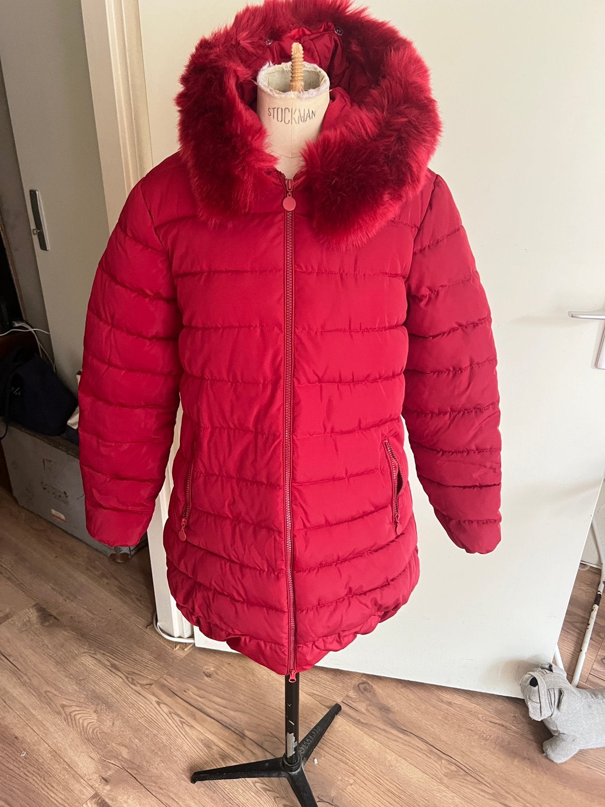 Rode jas, Verzenden, Zo goed als nieuw, Maat 38/40 (M), Rood