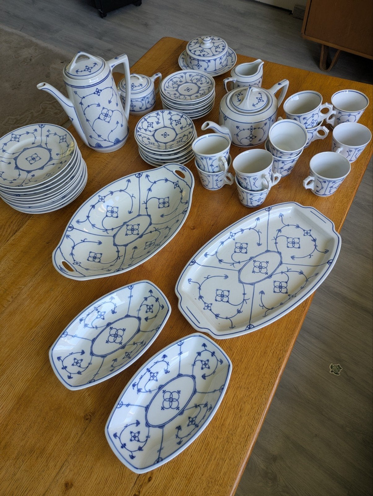 Groot Jäger Eisenberg Blau Saks Servies, Antiek en Kunst, Ophalen of Verzenden