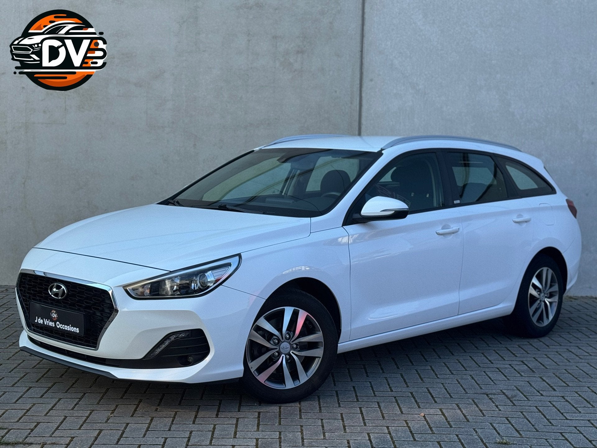 Hyundai I30 Wagon 1.0 T-GDi Comfort CAR PLAY STL VERW STR VE, Auto's, Voorwielaandrijving, Verwarmde buitenspiegels, 1246 kg, Wit