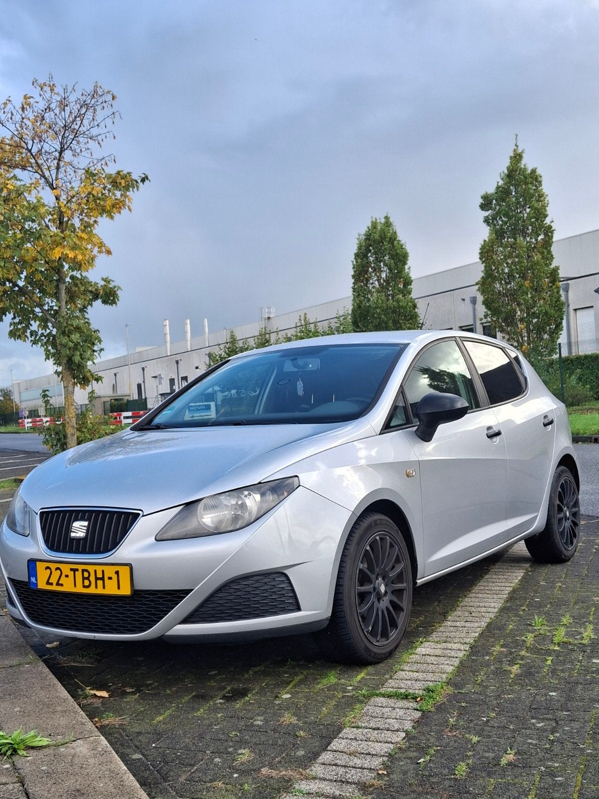 Seat Ibiza 1.2 44KW 5DRS 2012 Grijs, Auto's, Voorwielaandrijving, 1198 cc, Ibiza, Origineel Nederlands
