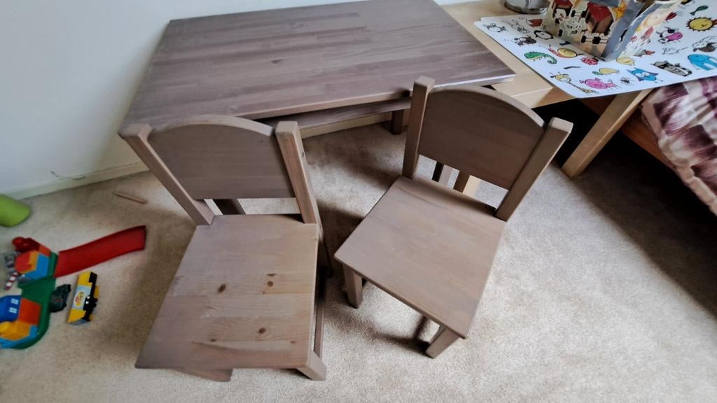 Houten kindertafel met 2 stoelen, Ophalen of Verzenden