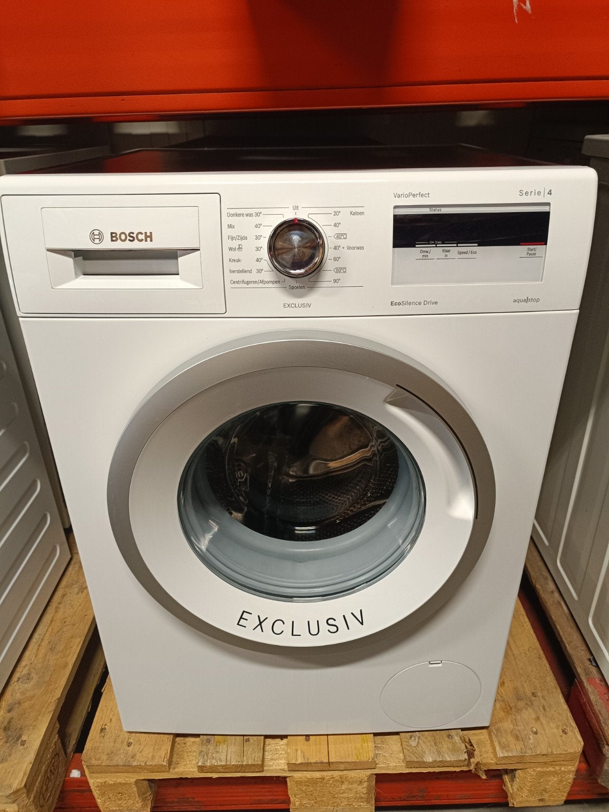 Bosch Serie 4 Exclusiv Wasmachine VarioPerfect, 1200 tot 1600 toeren, 8 tot 10 kg, Zo goed als nieuw, Voorlader
