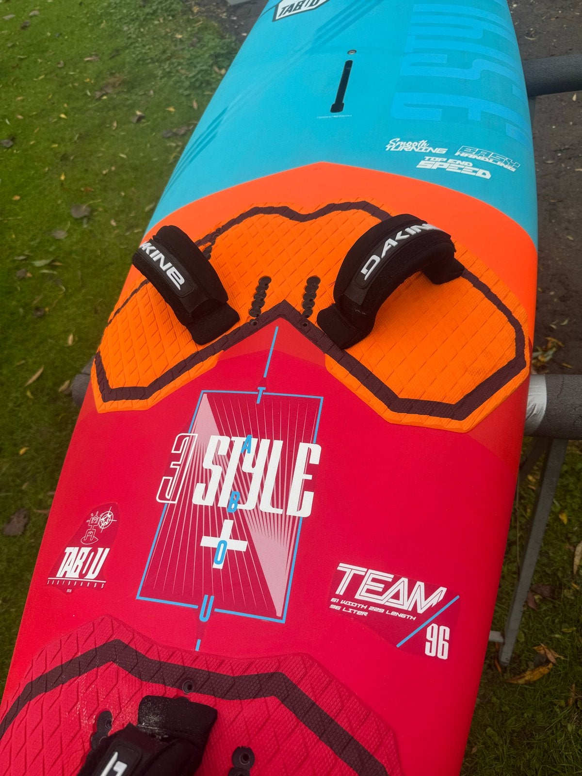 Tabou 3S Team Edition 96L Windsurfboard - Topstaat, Gebruikt, Tabou, Ophalen of Verzenden, Met vin(nen)