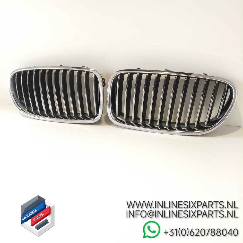 BMW F10/F11 Grill Chrome OEM, Gebruikt, Voor, Ophalen of Verzenden, Bumper