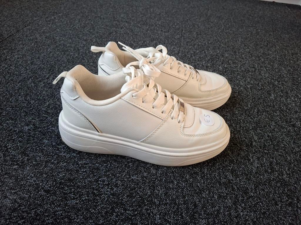 Witte Primark sneakers, maat 39, Primark, Wit, Ophalen of Verzenden, Sneakers of Gympen