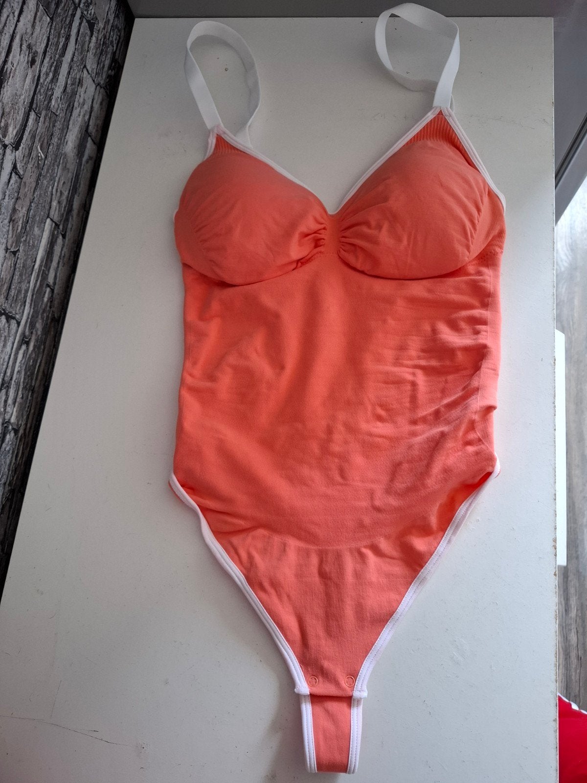 Nieuwe corrigerende body CFAB maat L met uitneembare cups, CFAB, Ophalen of Verzenden, Oranje, Body of Korset