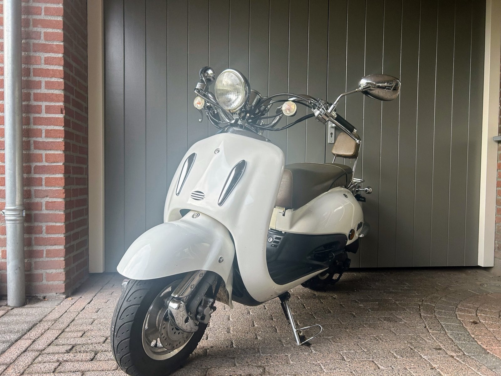 Bella 50 retro scooter, Ophalen, Gebruikt, Benzine, 50 cc