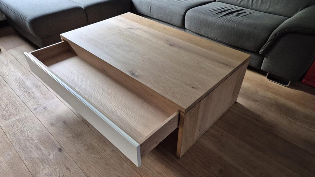 Salontafel met lade en opbergruimte - massief eiken, Huis en Inrichting, Tafels | Salontafels, Ophalen, Gebruikt, 100 tot 150 cm