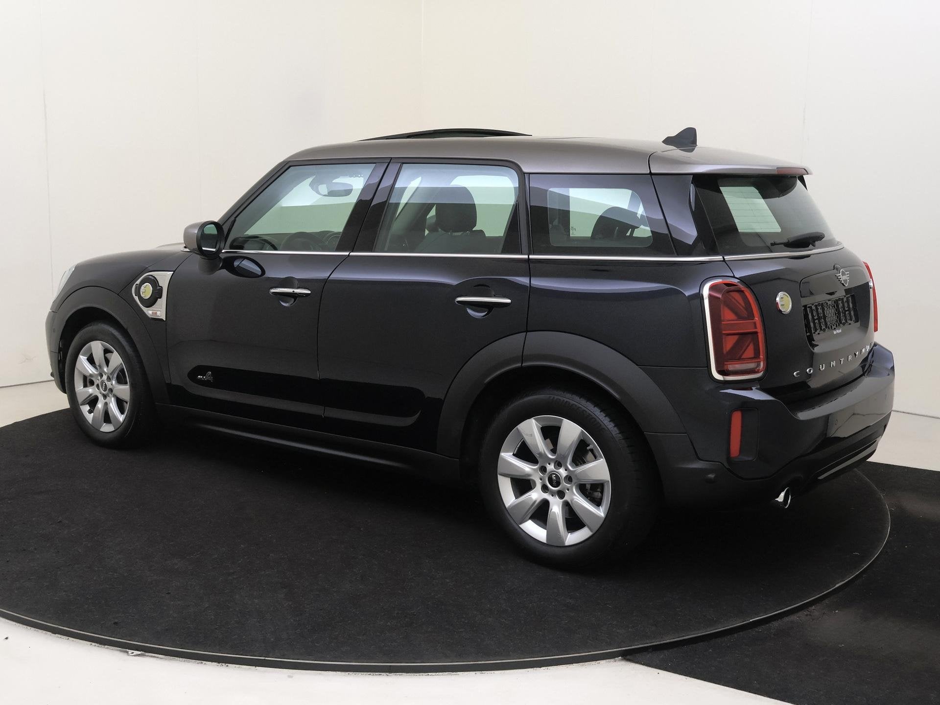 MINI Countryman 1.5 Cooper SE ALL4 224PK | Navigatie | Head-, Automaat, 8 kWh, Gebruikt, Countryman