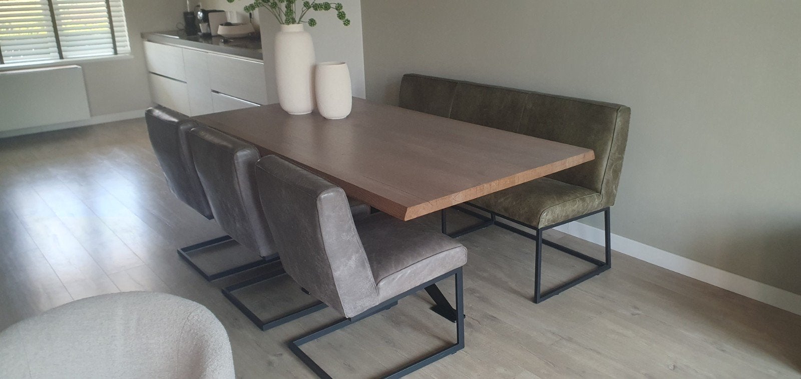 Moderne eettafel met bank en stoelen, Ophalen, Modern, Industrieel, 50 tot 100 cm, Zo goed als nieuw