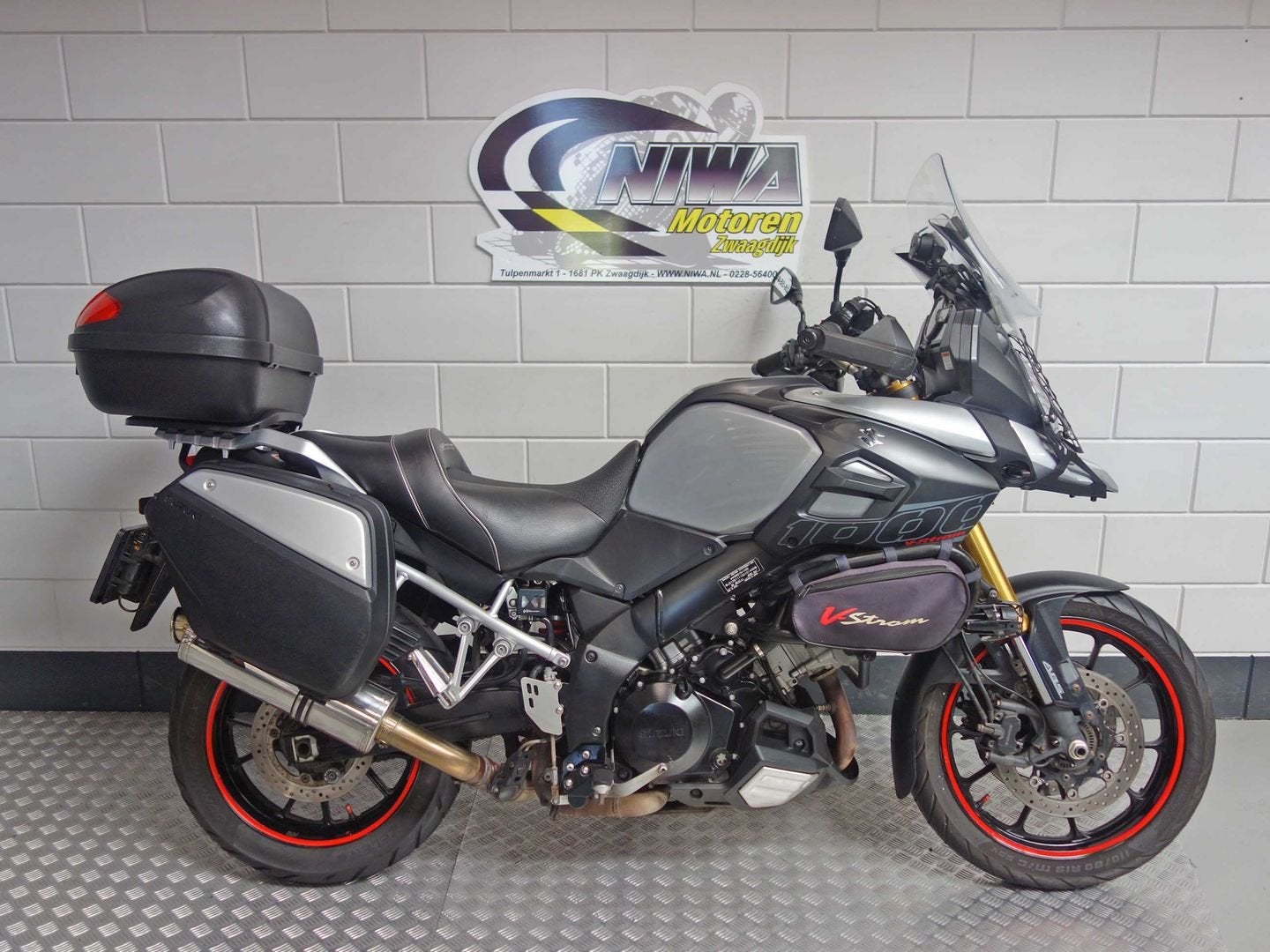 SUZUKI V-STROM DL 1000, Motorrijbewijs A, Bedrijf, Onbekend, Meer dan 35 kW