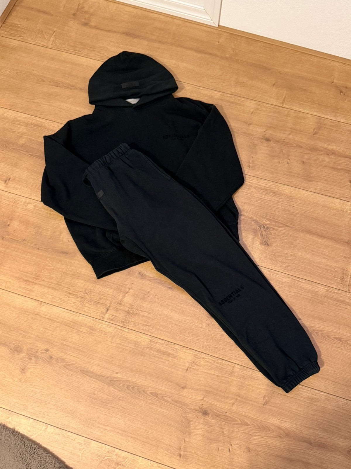 Essentials Fear of God Trainingspak Zwart, Ophalen of Verzenden, Zo goed als nieuw, Zwart