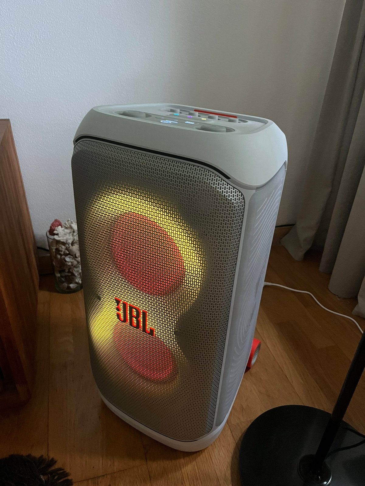 JBL Partybox 320 wit