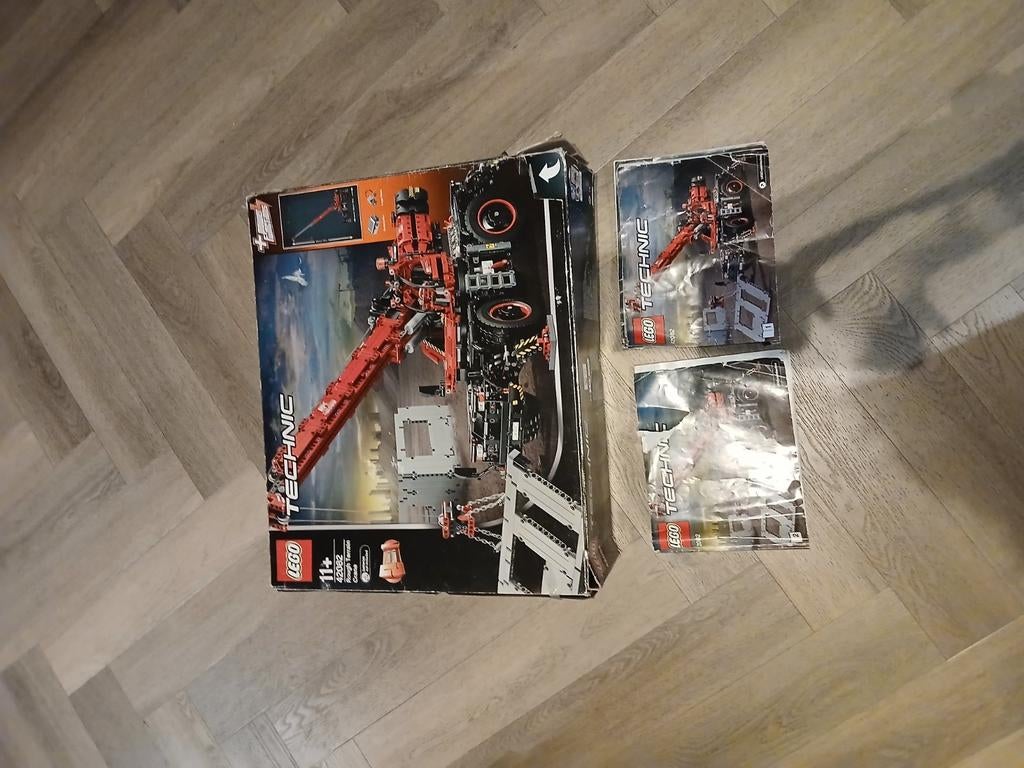 Lego Technic Kraanwagen 42082, Ophalen of Verzenden, Zo goed als nieuw, Overige merken