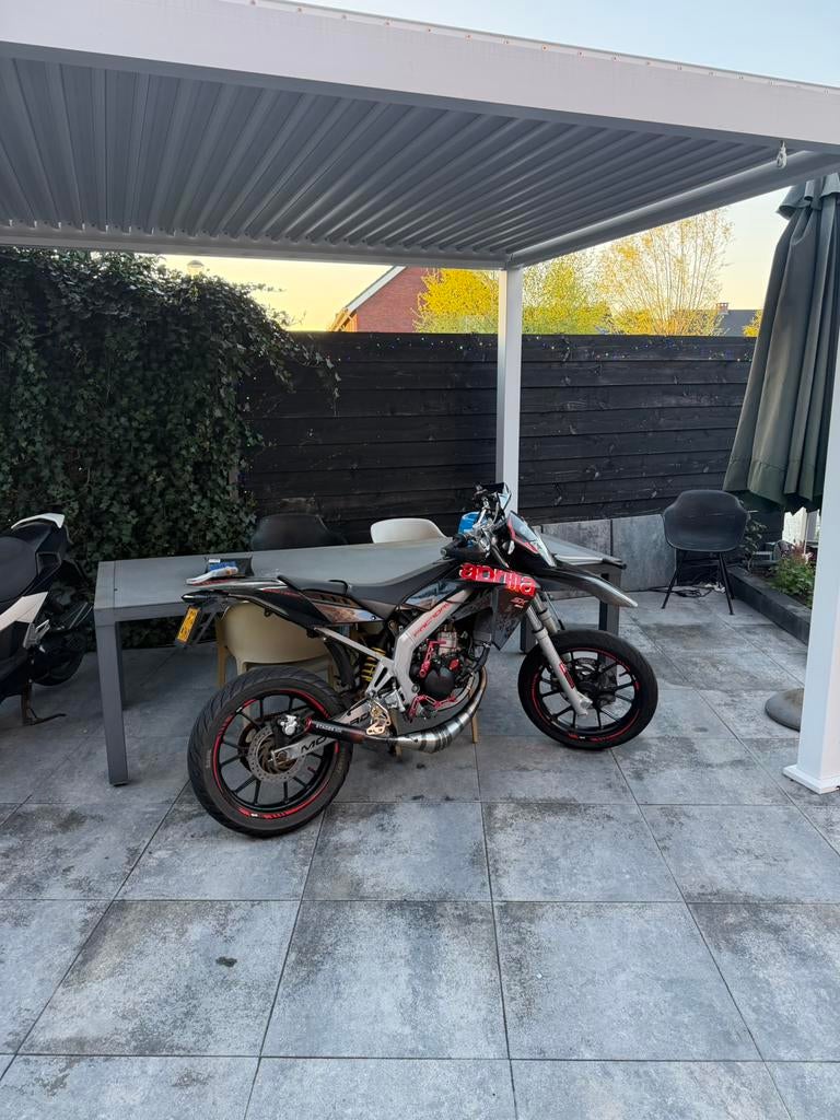 Aprila sx50, Fietsen en Brommers, Brommers | Derbi, Zo goed als nieuw, Ophalen