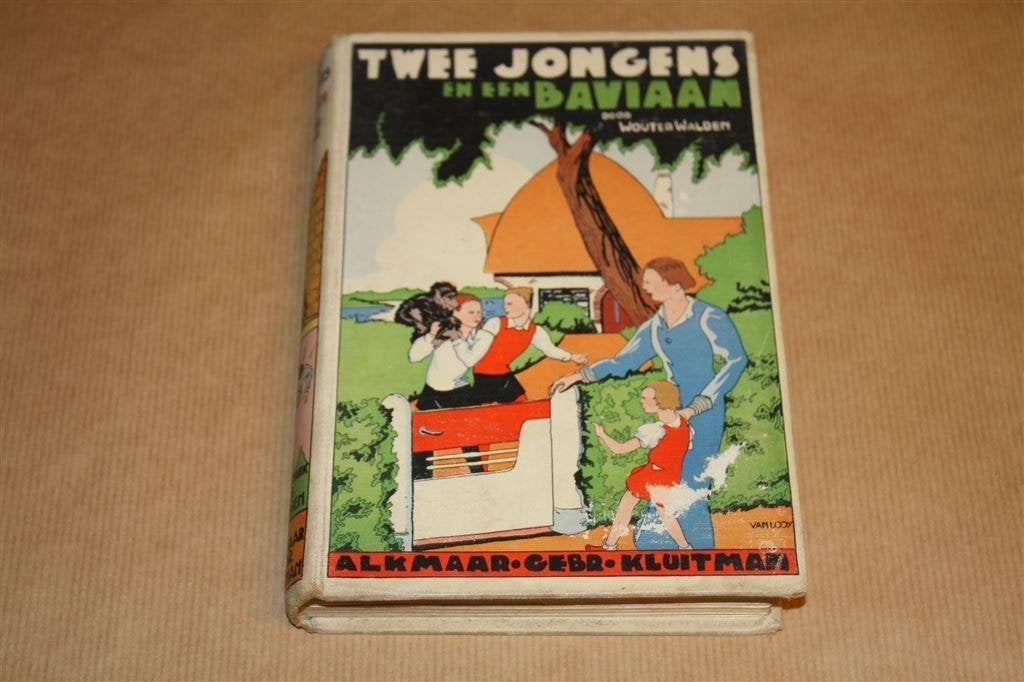 Van twee jongens en nog een derde. Hoffman. Kluitman., Ophalen of Verzenden, Gelezen