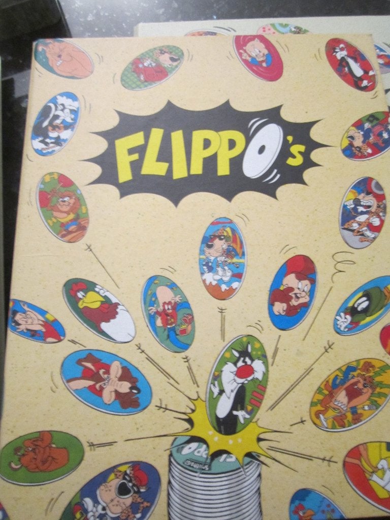 41.  Vier mappen, een map is leeg + losse flippo's, Ophalen, Gebruikt