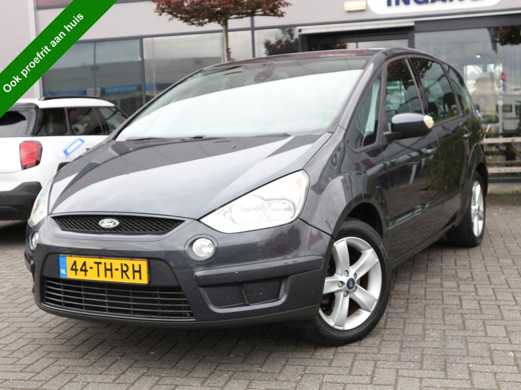 Ford S-Max 2.0-16V CLIMA NIEUWE APK TREKHAAK (bj 2006), Voorwielaandrijving, 145 pk, Stof, Gebruikt