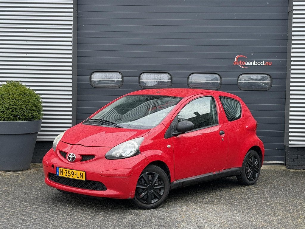 Toyota Aygo 1.0-12V APK T/M 12-26 | Radio |, Auto's, Voorwielaandrijving, Stof, Gebruikt, 765 kg