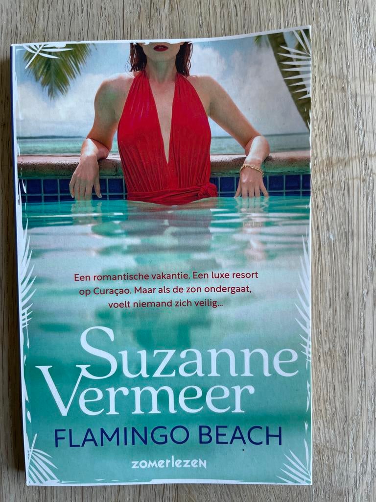 Flamingo Beach | los exemplaar Zomerlezengeschenk 2024, Suzanne Vermeer, Ophalen of Verzenden, Zo goed als nieuw, Nederland