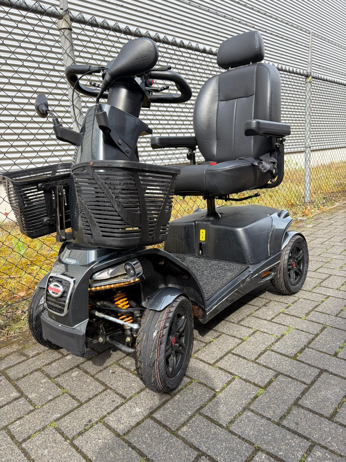 Vierwiel Scooter , 15 km / uur, Ophalen, Zo goed als nieuw, Elektrisch, Overige merken