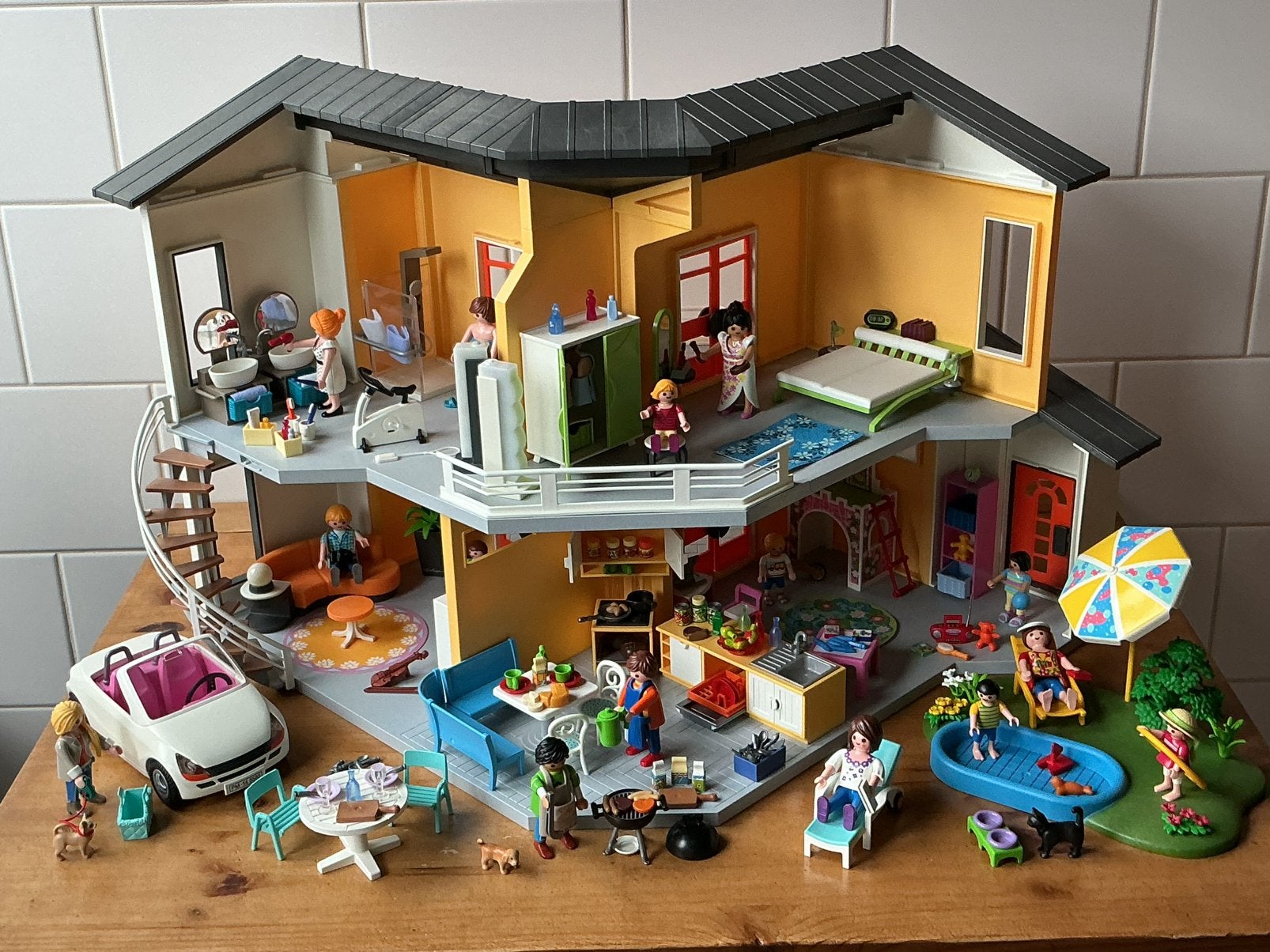 PLAYMOBIL UITGEBREID MODERN WOONHUIS ☕️ 🍰 SUPER MOOI !!, Ophalen of Verzenden, Gebruikt