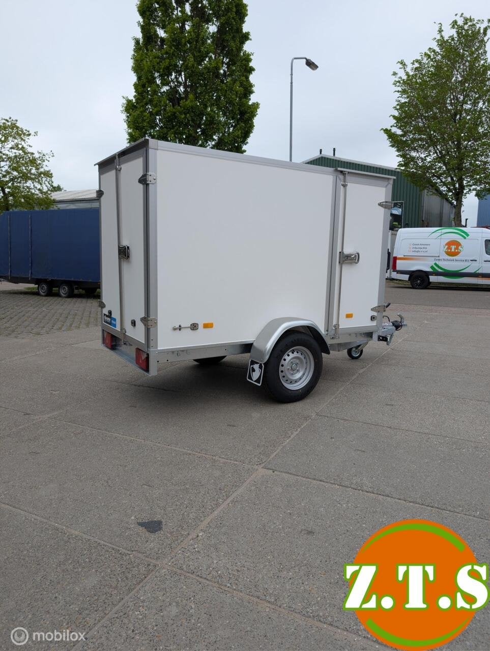 Hapert Sapphire L1, gesloten aanhangwagen, Nieuw
