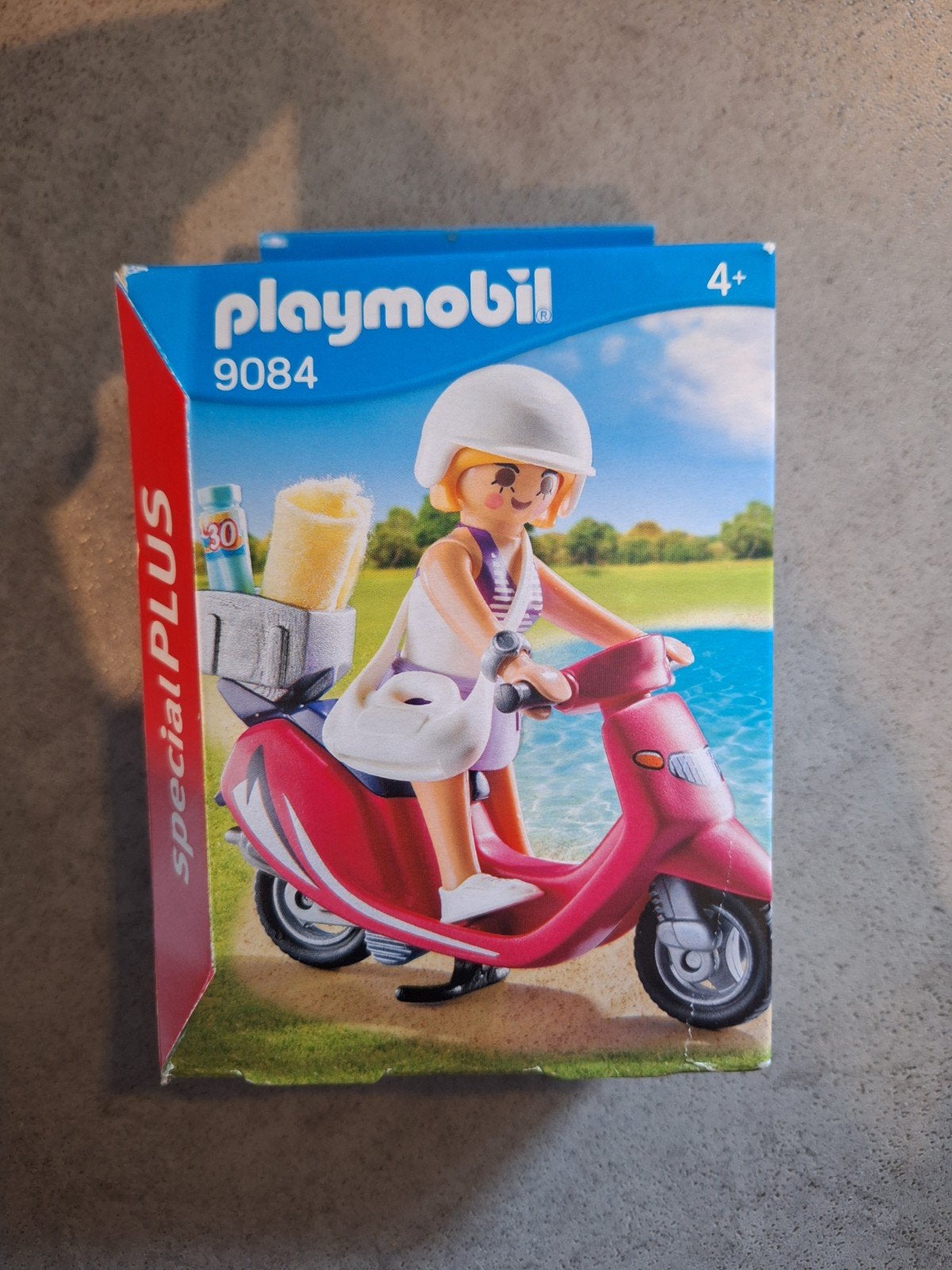 Playmobil Special Plus 9084 - Meisje op scooter, Ophalen of Verzenden, Zo goed als nieuw