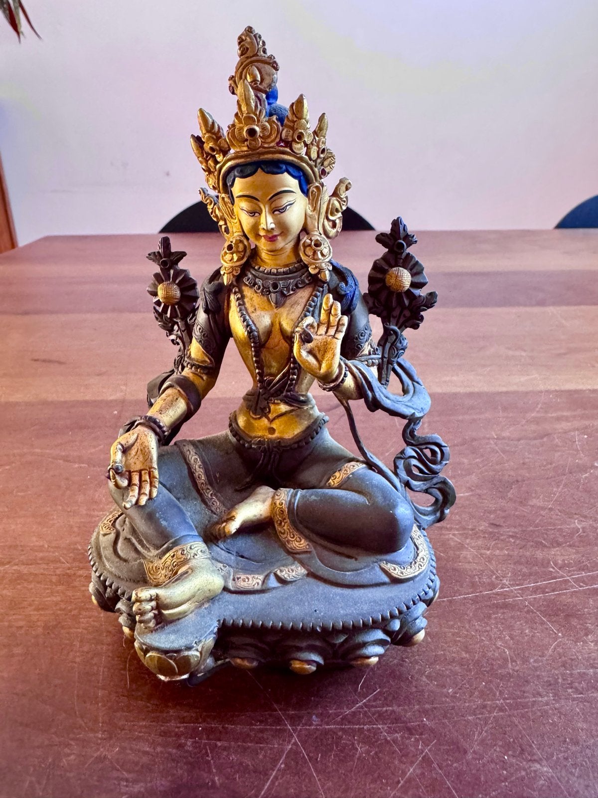 Nepalees-Tibetaans bronzen beeld van godin Tara, Tibet, Ophalen of Verzenden, Meerkleurig, Versierd