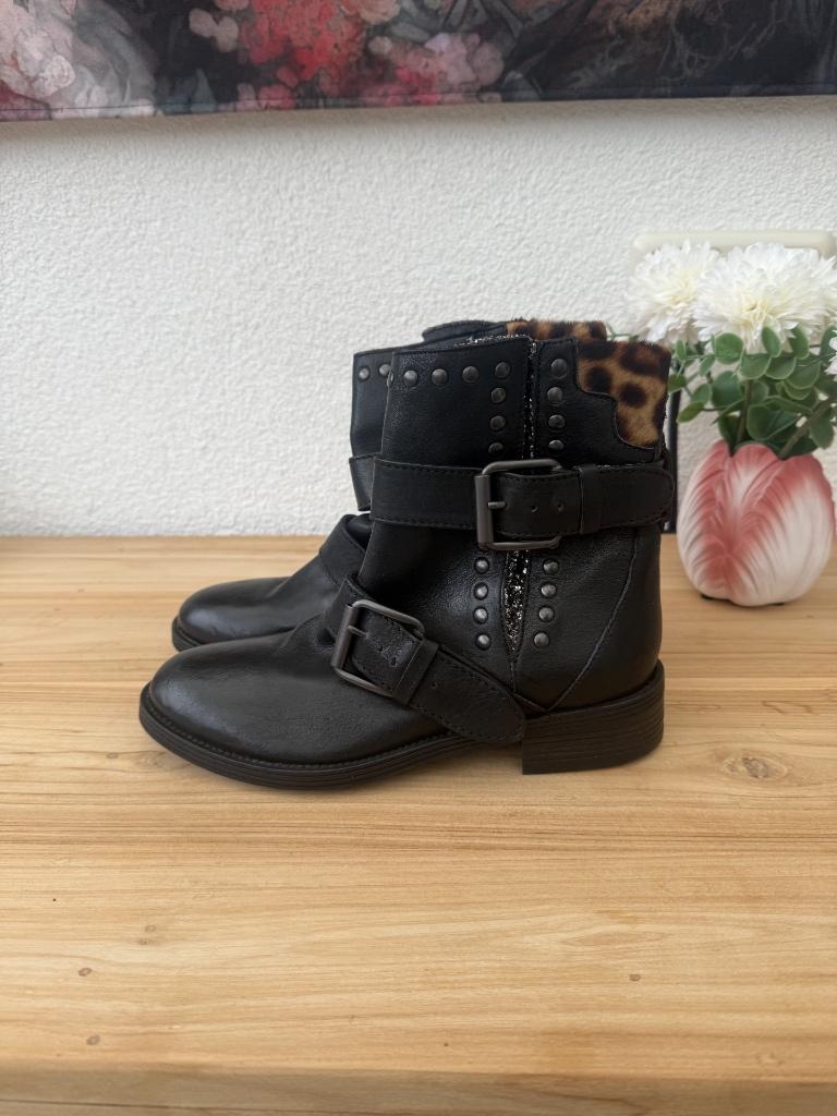 Leren laarsjes Alberto Gozzi Nieuw - Van 350 voor 85 euro, Kleding | Dames, Schoenen, Verzenden, Zwart, Lage of Enkellaarzen, Zo goed als nieuw