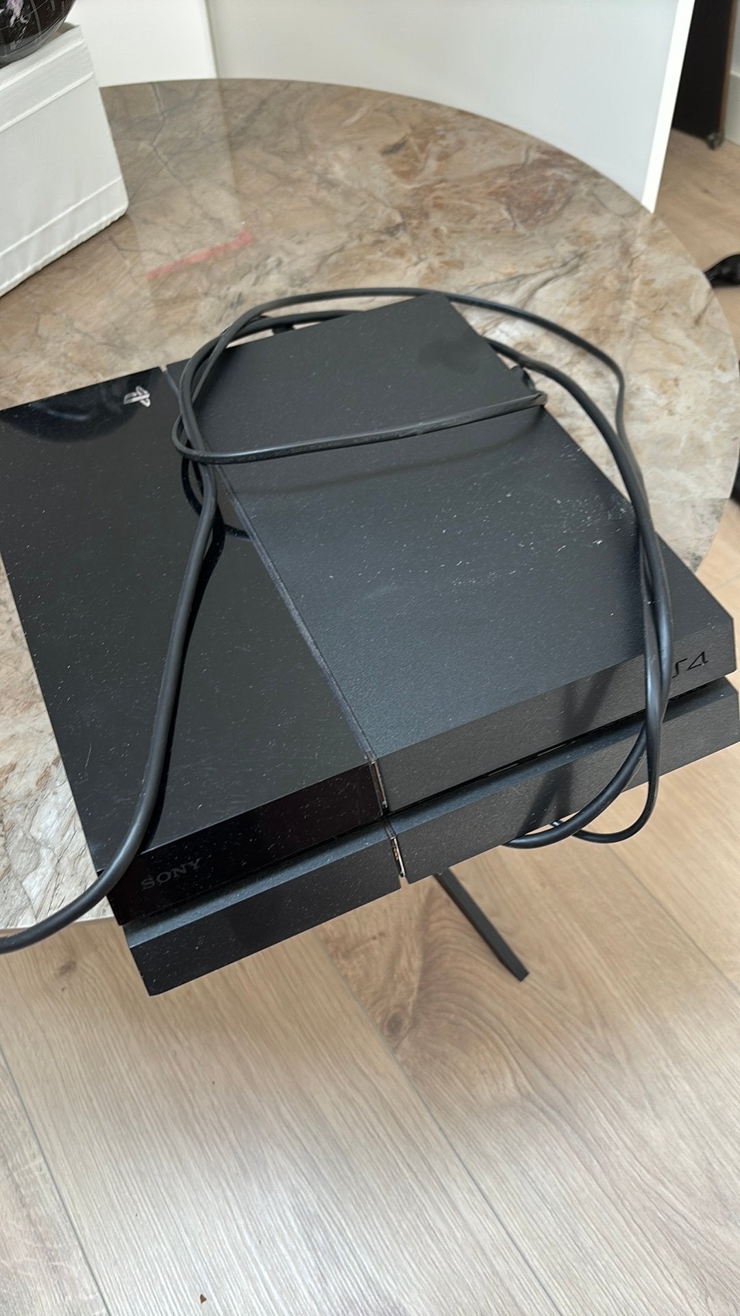 Ps4 te koop, 1 speler, Ophalen, Zo goed als nieuw, Vanaf 18 jaar