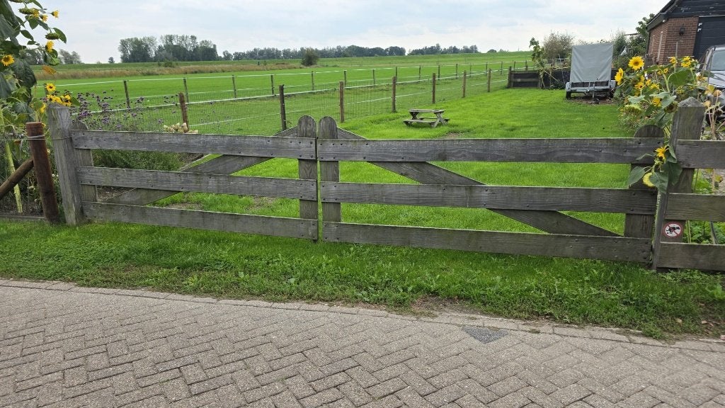 Douglas houten poort Doorgang: ca. 5,55 meter, Ophalen, 100 tot 150 cm, Zo goed als nieuw, Hout