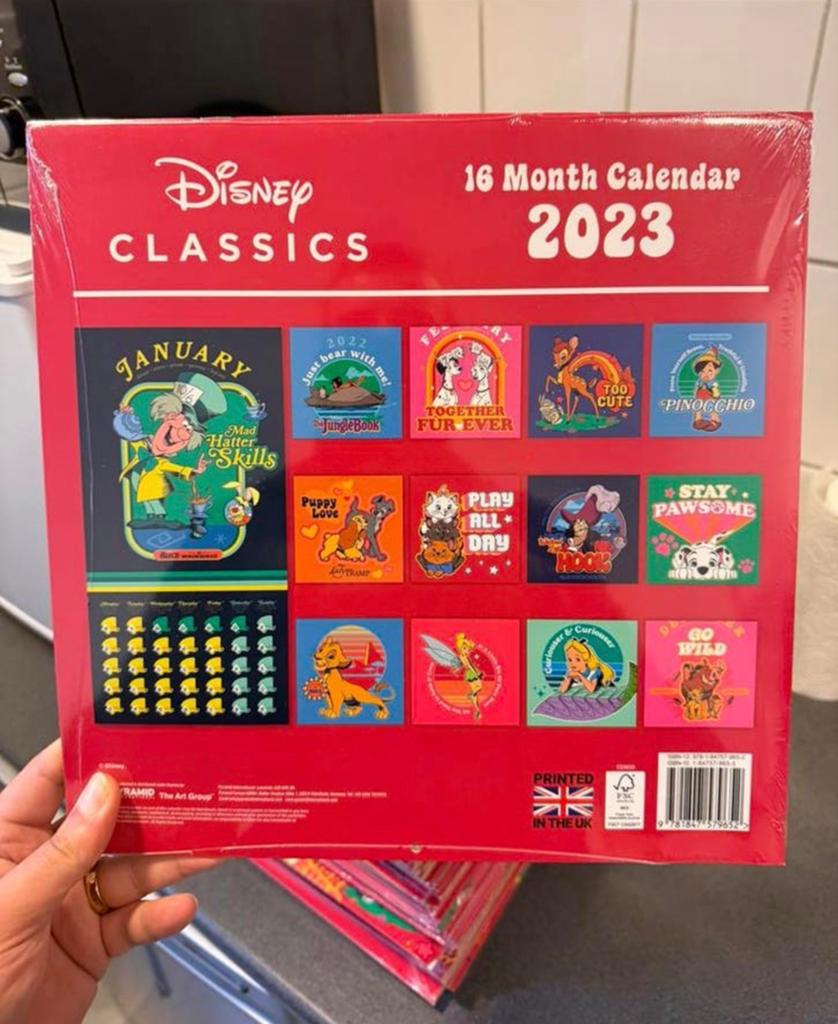 PARTIJ 100X Disney Classics Kalender 2023 | Nieuw | 30x30 cm, Verzamelen, Disney, Overige typen, Nieuw, Ophalen of Verzenden, H