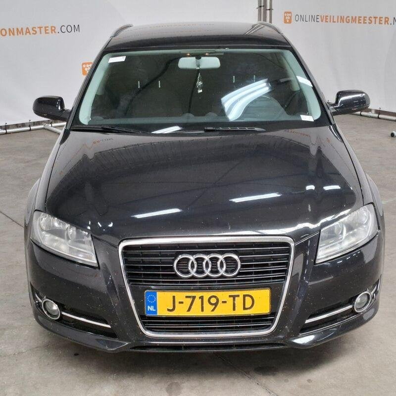 Personenauto Audi, A3 Sportback, 1.2 TFSI Attraction Advance, Voorwielaandrijving, Euro 5, 4 cilinders, Zwart