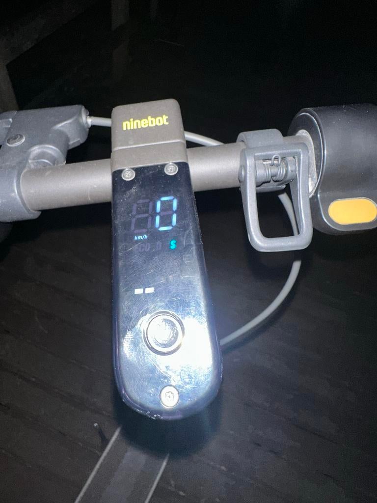 Elektrische step Ninebot - Goed werkend, achterspatbord defe, Ophalen, Gebruikt, Elektrische step (E-scooter)
