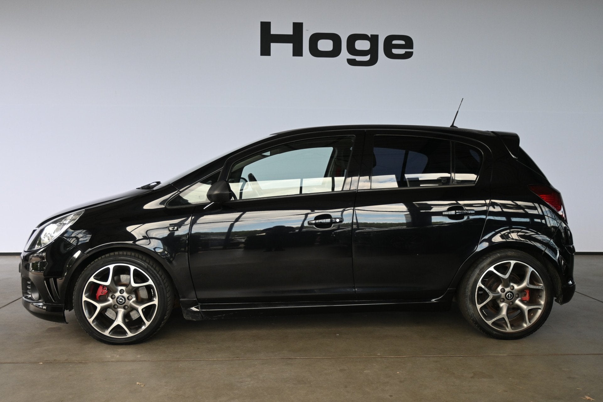Opel Corsa 1.6-16V GSI 150 PK! Cruise control Lichtmetaal Na, Auto's, Stof, Gebruikt, 4 cilinders, Zwart
