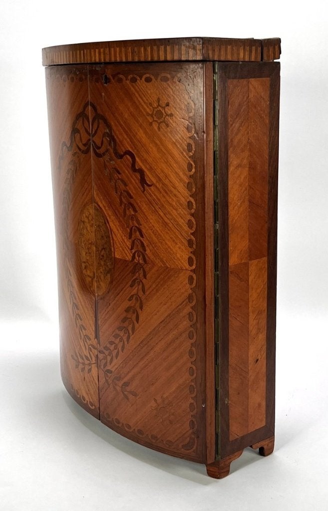 13. Palissander wandkastje, Art Deco - ornament, ca.1930, Ophalen